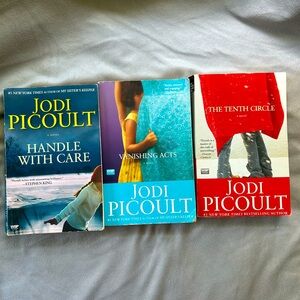 Book bundle! Handle With Care, The Tenth Circle, Vanishing Acts